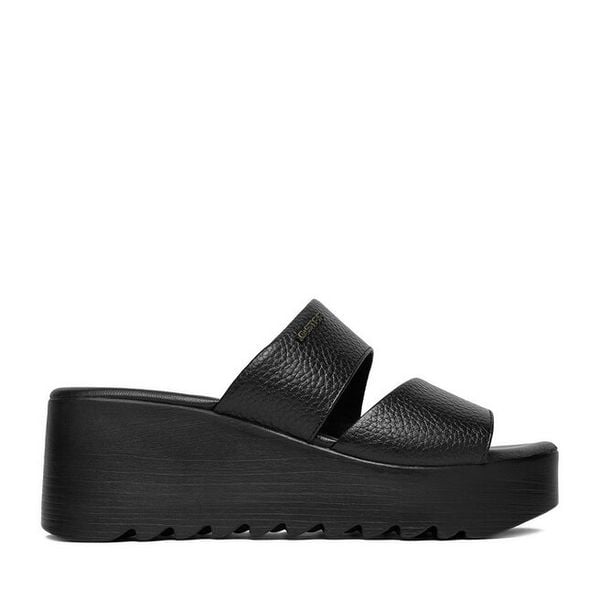 Klapki G-Star Raw. Czarne klapki G-Star Raw, bez wzorów, bez obcasa. Za 249.99 zł.
