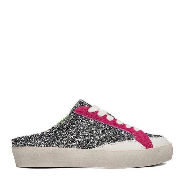 Klapki Eva Minge. Szare klapki Eva Minge, bez wzorów, bez obcasa. Za 379.99 zł.