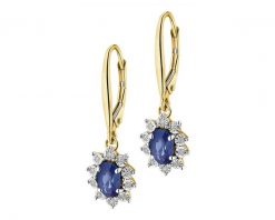 Kolczyki z żółtego i białego złota z diamentami i szafirami - próba 585. Białe kolczyki Apart, z diamentem, złote. Za 3,759.00 zł.
