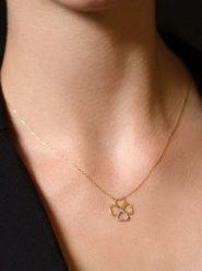 ATELIER DU DIAMANT Złoty naszyjnik "Roselani" z diamentami - dł. 42 cm rozmiar: onesize. Żółte naszyjniki ATELIER DU DIAMANT, z diamentem, złote. Za 1,174.99 zł.