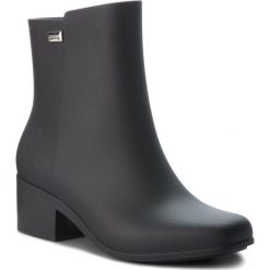 Kalosze ZAXY - Close Boot Ad 17351 Black 90669 BB285045 02064. Czarne kalosze Zaxy, bez wzorów, z tworzywa sztucznego. W wyprzedaży za 159.00 zł.