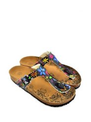 Calceo Japonki w kolorze czarnym ze wzorem rozmiar: 41. Czarne klapki Calceo, bez wzorów, z materiału, z otwartym noskiem, bez obcasa. Za 165.99 zł.