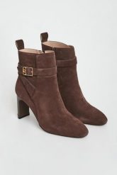 Botki zamszowe na obcasie LIU JO. Botki Liu Jo, bez wzorów, z zamszu, bez obcasa, na obcasie, bez zapięcia. Za 899.00 zł.