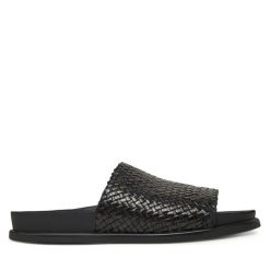 Klapki Vagabond Shoemakers. Czarne klapki Vagabond Shoemakers, bez wzorów, bez obcasa. Za 459.99 zł.