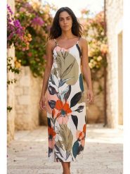 SOULSHAE Sukienka w kolorze białym ze wzorem rozmiar: S/M. Białe sukienki SOULSHAE, m, bez wzorów, bez kołnierzyka, bez ramiączek, maxi. Za 149.95 zł.