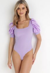Fioletowe Prążkowane Body z Bufiastymi Rękawami Teasea. Fioletowe body Born2be, bez wzorów, prążkowane. Za 64.99 zł.