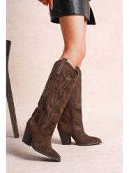 Foreverfolie Kozaki w kolorze brązowym rozmiar: 39. Brązowe kozaki Foreverfolie, na zimę, bez obcasa, bez zapięcia. Za 152.99 zł.