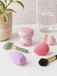 Gąbki do makijażu 4 pack - różowy. Aplikatory i gąbki Sinsay. Za 15.99 zł.