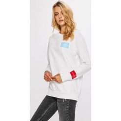 Calvin Klein Jeans - Bluza. Niebieskie bluzy Calvin Klein Jeans, m, bez wzorów, z bawełny, bez kaptura. W wyprzedaży za 299.90 zł.