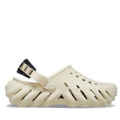Klapki Crocs. Brązowe klapki Crocs, bez wzorów, bez obcasa. Za 319.99 zł.