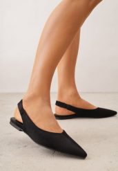 Czarne Balerinki Typu Slingback Diarin. Czarne baleriny Renee, bez wzorów, z materiału, z otwartym noskiem, bez obcasa, na płaskiej podeszwie. Za 99.99 zł.