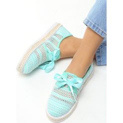 Miętowe Espadryle Americanos. Zielone espadryle Born2be, bez wzorów, ze skóry, bez obcasa, na platformie, bez zapięcia. Za 29.99 zł.