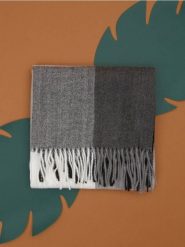 Szalik - wielobarwny. Szaliki Sinsay, bez wzorów, z materiału. Za 29.99 zł.