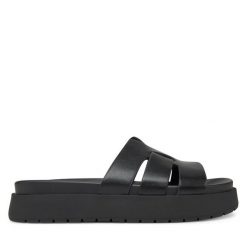 Klapki DeeZee. Czarne klapki DeeZee, bez wzorów, bez obcasa. Za 119.99 zł.