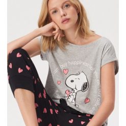 Dwuczęściowa piżama Snoopy - Jasny szary. Szare piżamy Sinsay, bez wzorów, bez ramiączek. Za 59.99 zł.