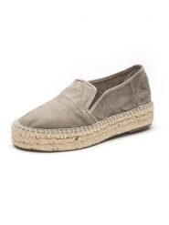 Natural world Espadryle w kolorze beżowym rozmiar: 36. Brązowe espadryle Natural World, bez wzorów, bez obcasa, bez zapięcia. Za 130.99 zł.