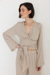 BLUZKA TAYLOR PIASKOWA L - Flawless. Bluzki Flawless, l, bez wzorów, eleganckie, bez kołnierzyka, bez ramiączek. Za 208.50 zł.