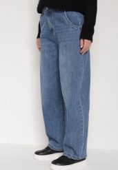 Niebieskie Szerokie Jeansy z Wysokim Stanem Charlith. Niebieskie jeansy Born2be, plus size, bez wzorów, z podwyższonym stanem. Za 109.99 zł.
