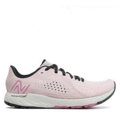 Buty do biegania New Balance. Czerwone obuwie sportowe New Balance, bez zapięcia, do biegania. Za 339.99 zł.
