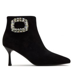 Botki GOE. Czarne botki GOE, bez wzorów, bez obcasa, na szpilce, bez zapięcia. Za 479.99 zł.