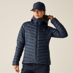 Kurtka pikowana damska Air Lite. Niebieskie kurtki narciarskie Dare 2b, bez wzorów, z poliesteru, bez kaptura, narciarskie. W wyprzedaży za 379.99 zł.