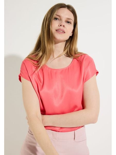 More & More Bluzka w kolorze koralowym rozmiar: 42. Czerwone bluzki More & More, bez wzorów, bez kołnierzyka, bez ramiączek. Za 139.95 zł.