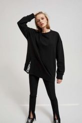 Bluza oversize z napisem. Bluzy MOODO, m, bez wzorów, z bawełny, bez kaptura. W wyprzedaży za 49.49 zł.