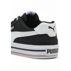 Sneakersy unisex Court Classic Vulcanised Formstrip PUMA Black White. Białe obuwie sportowe Puma, bez zapięcia. W wyprzedaży za 224.45 zł.