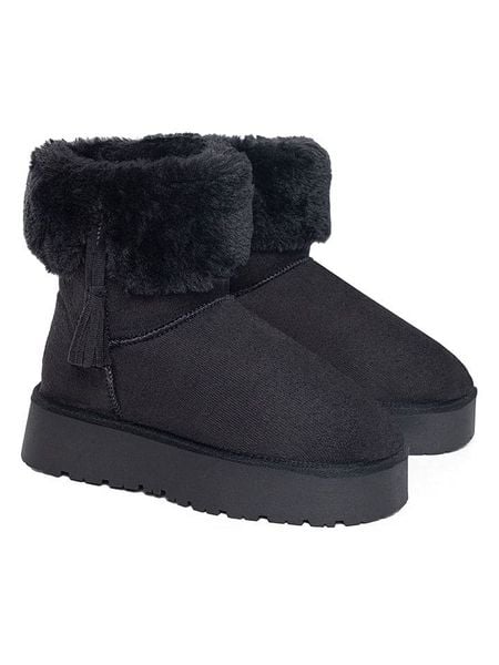 Blackfield Botki zimowe "Clary" w kolorze czarnym rozmiar: 39. Czarne botki Blackfield, na zimę, bez wzorów, bez obcasa, na platformie, bez zapięcia. Za 164.95 zł.