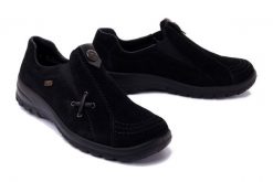 RIEKER L7171-00 black, półbuty/mokasyny damskie. Czarne mokasyny Rieker, bez wzorów, bez obcasa. Za 338.11 zł.
