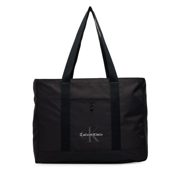 Torebka Calvin Klein. Czarne shopper Calvin Klein, bez wzorów, bez dodatków. Za 369.99 zł.