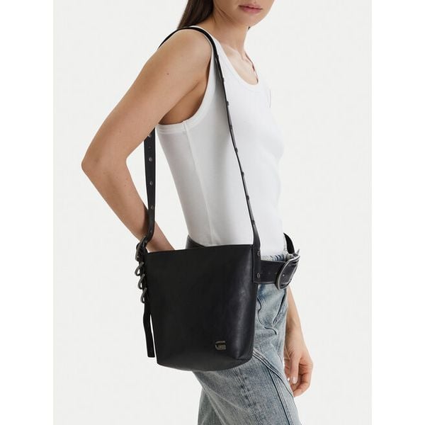 Torebka G-Star Raw. Czarne listonoszki G-Star Raw, bez wzorów, bez dodatków. Za 97.99 zł.