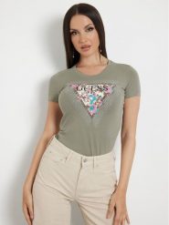 Guess T-Shirt Cherry Flower W4YI26 J1314 Zielony Slim Fit. Zielone t-shirty Guess, xs, z aplikacjami, z bawełny, bez kołnierzyka, bez ramiączek. Za 119.99 zł.
