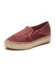 Natural world Espadryle w kolorze czerwonym rozmiar: 35. Czerwone espadryle Natural World, bez wzorów, bez obcasa, bez zapięcia. Za 130.99 zł.