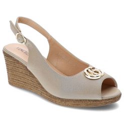 Złote Sandały Vinceza Eleganckie Obuwie Damskie. Żółte sandały VINCEZA, bez wzorów, eleganckie, bez obcasa, na koturnie, bez zapięcia. Za 129.00 zł.