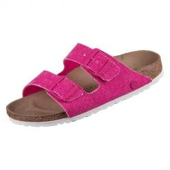 Klapki unisex Birkenstock Arizona Rivet. Czerwone klapki Birkenstock, bez wzorów, z materiału, bez obcasa. Za 662.00 zł.