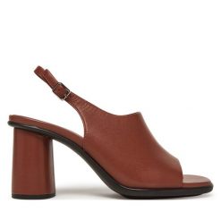 Sandały ECCO. Brązowe sandały ecco, bez wzorów, bez obcasa, na słupku, bez zapięcia. Za 589.99 zł.