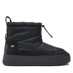 Śniegowce Tommy Hilfiger. Czarne trapery i śniegowce TOMMY HILFIGER, z nylonu. Za 699.99 zł.
