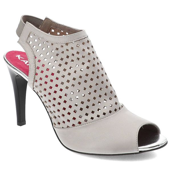 Szare Sandały Karino Damskie Stylowe Obuwie. Szare sandały Karino, w ażurowe wzory, ze skóry, eleganckie, bez obcasa, na obcasie, bez zapięcia. Za 179.00 zł.
