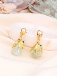 L'Atelier de Gaia Pozłacane kolczyki-wkrętki z perłami i cyrkoniami rozmiar: onesize. Zielone kolczyki L'Atelier de Gaia, z cyrkonią, pozłacane, z zapięciem typu bigiel. Za 56.99 zł.