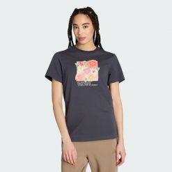 Luźna Koszulka Z Kwiatową Grafiką 2. Szare bluzki Adidas, bez wzorów, sportowe, bez kołnierzyka, bez ramiączek. Za 149.00 zł.