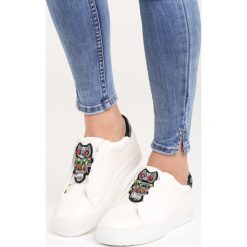 Białe Buty Sportowe Milion Lights. Obuwie sportowe Born2be. Za 49.99 zł.