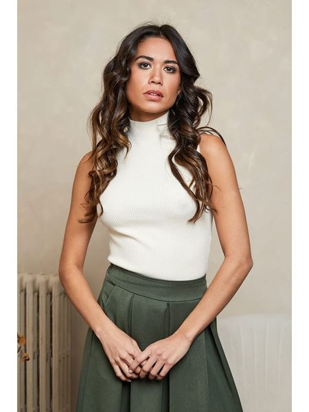 Joséfine Top dzianinowy "Jonfor" w kolorze zielonym rozmiar: L. Brązowe topy Joséfine, l, bez wzorów, z dzianiny, bez kołnierzyka, bez ramiączek. Za 87.61 zł.