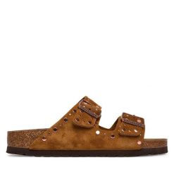 Klapki Birkenstock. Brązowe klapki Birkenstock, bez wzorów, bez obcasa. Za 639.99 zł.