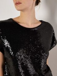 Apricot Bluzka w kolorze czarnym rozmiar: XL. Czarne bluzki Apricot, xl, bez wzorów, bez kołnierzyka, bez ramiączek. Za 70.24 zł.
