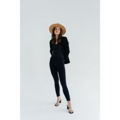 Legginsy modelujące do jogi Moonholi Malibu Evenings z wysokim stanem. Czarne bielizna sportowa MOONHOLI, m, bez wzorów, z podwyższonym stanem. Za 359.00 zł.