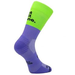 Skarpetki Sporcks Get Shit Done. Fioletowe skarpety SPORCKS, bez wzorów, z nylonu. Za 111.00 zł.