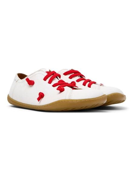 Camper Skórzane sneakersy "Peu Cami" w kolorze białym rozmiar: 36. Białe trampki Camper, bez wzorów, bez zapięcia. Za 479.95 zł.
