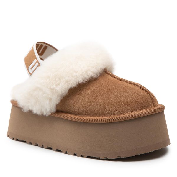 Kapcie Ugg. Brązowe obuwie domowe UGG, bez wzorów, bez zapięcia. Za 589.99 zł.