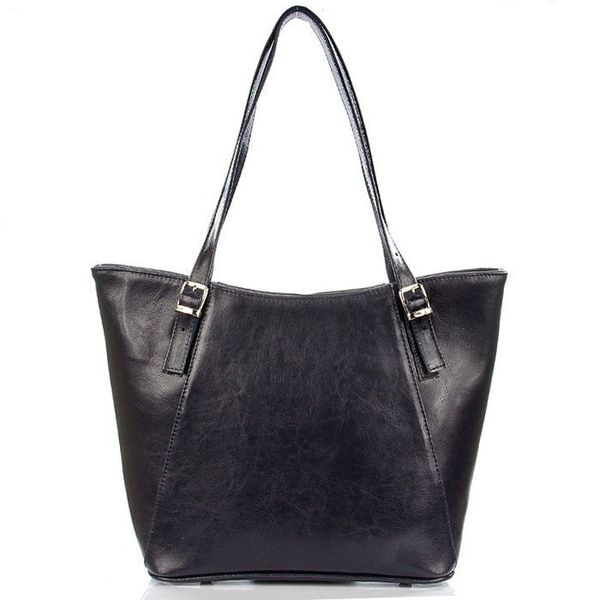 Torebka skórzana damska DAN-A T275 granatowa. Niebieskie torebki klasyczne DAN-A, bez wzorów, ze skóry, bez dodatków. Za 369.99 zł.